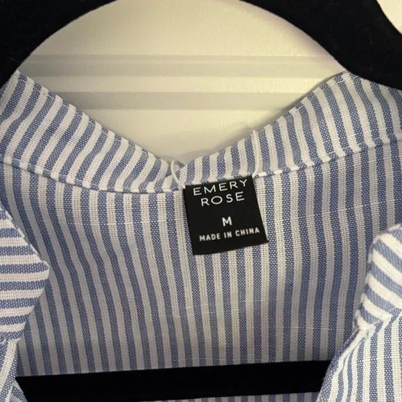 EMERY ROSE Blue & White Striped V-Neck Ruffle Sleeve Women's Blouse - Picture 4 of 9